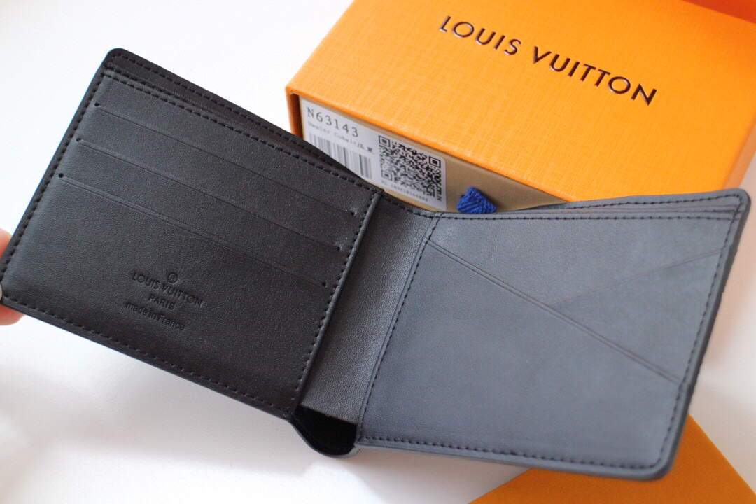 Louis Vuitton Multiple Wallet LV N63124 Damier infini