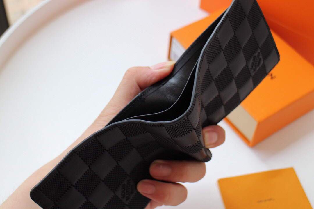 Louis Vuitton Multiple Wallet LV N63124 Damier infini