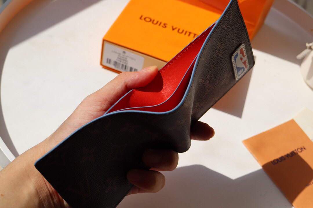 Louis Vuitton Multiple Wallet NBA X LV M60895 Monogram