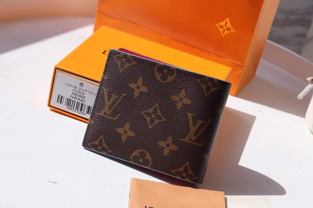 Louis Vuitton Multiple Wallet NBA X LV M60895 Monogram