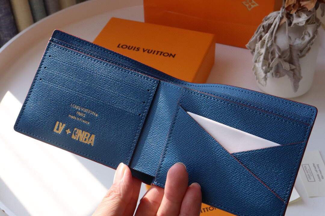 Louis Vuitton Multiple Wallet NBA X LV M60895 Monogram White