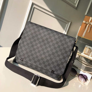 Louis Vuitton N41029 District MM Damier graphite Black - Default Title - View 1