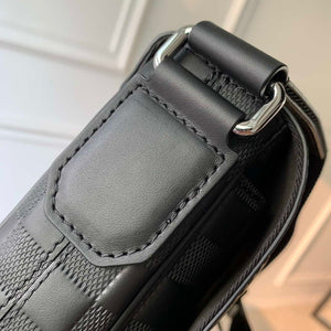 Louis Vuitton N42711 District PM Damier Black - Default Title - View 7