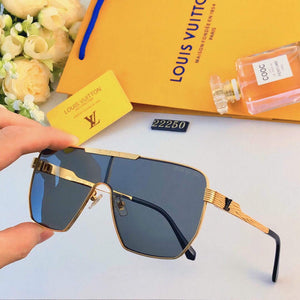 Louis Vuitton New Fashion Sunglasses L22250 - Default Title - View 1