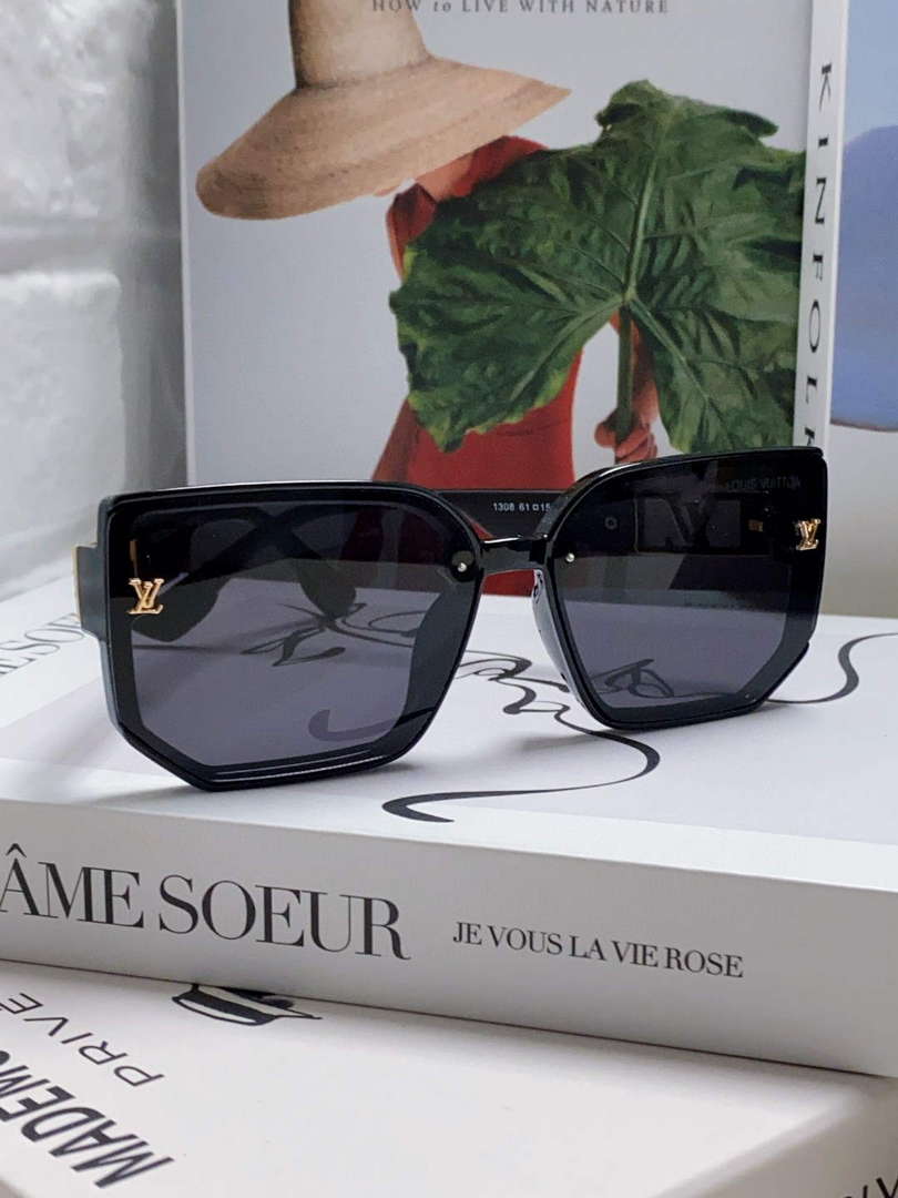 Louis Vuitton New Fashion Sunglasses L22268