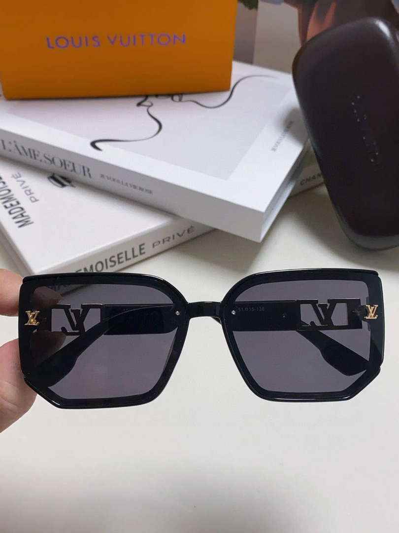 Louis Vuitton New Fashion Sunglasses L22268