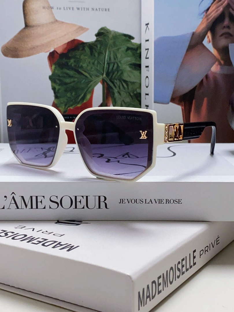 Louis Vuitton New Fashion Sunglasses L22270