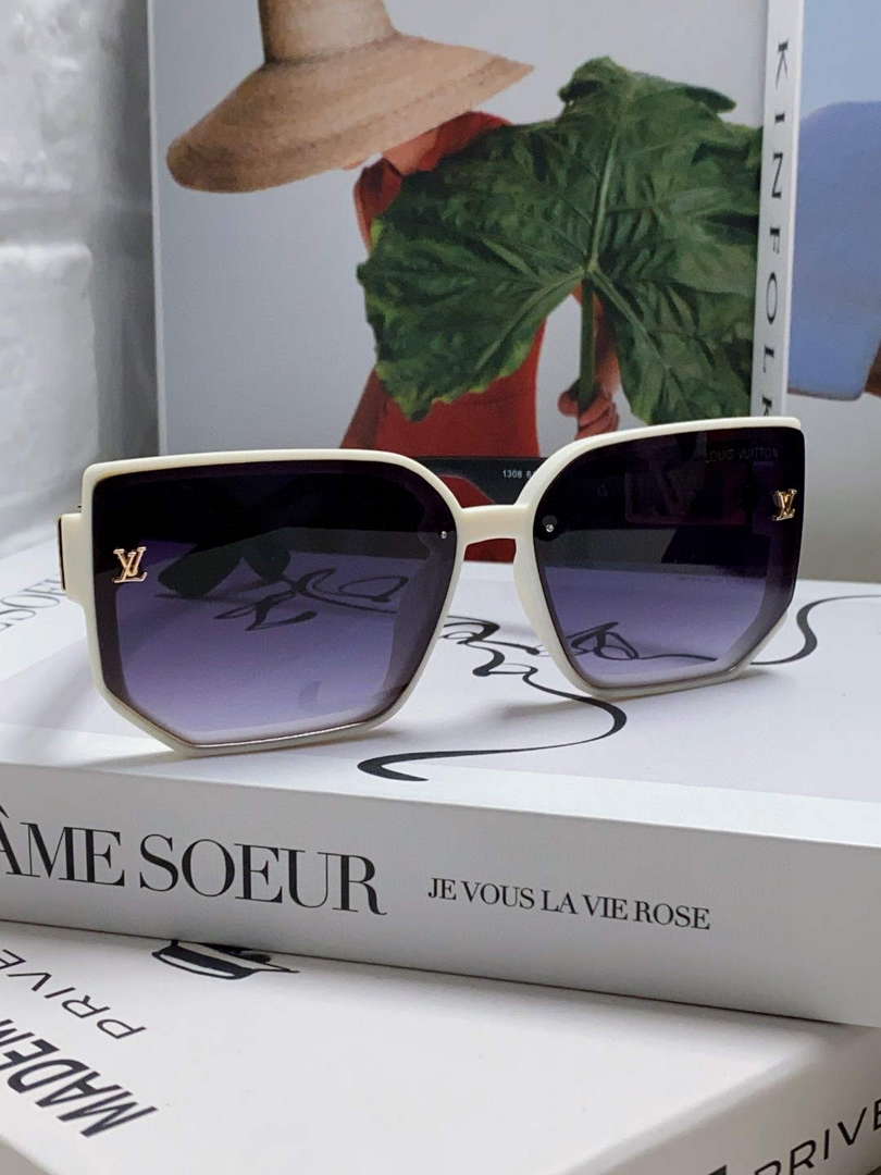 Louis Vuitton New Fashion Sunglasses L22270