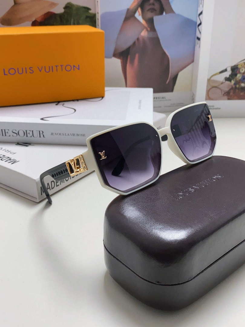 Louis Vuitton New Fashion Sunglasses L22270