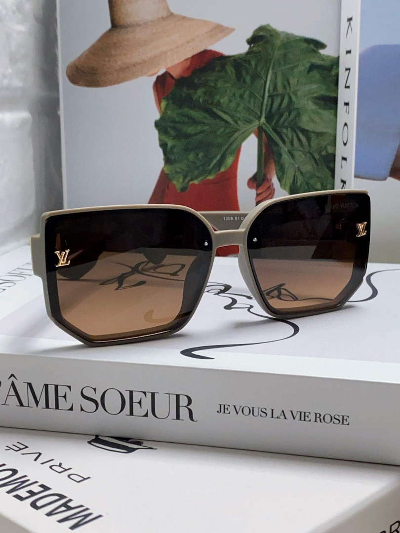 Louis Vuitton New Fashion Sunglasses L22271