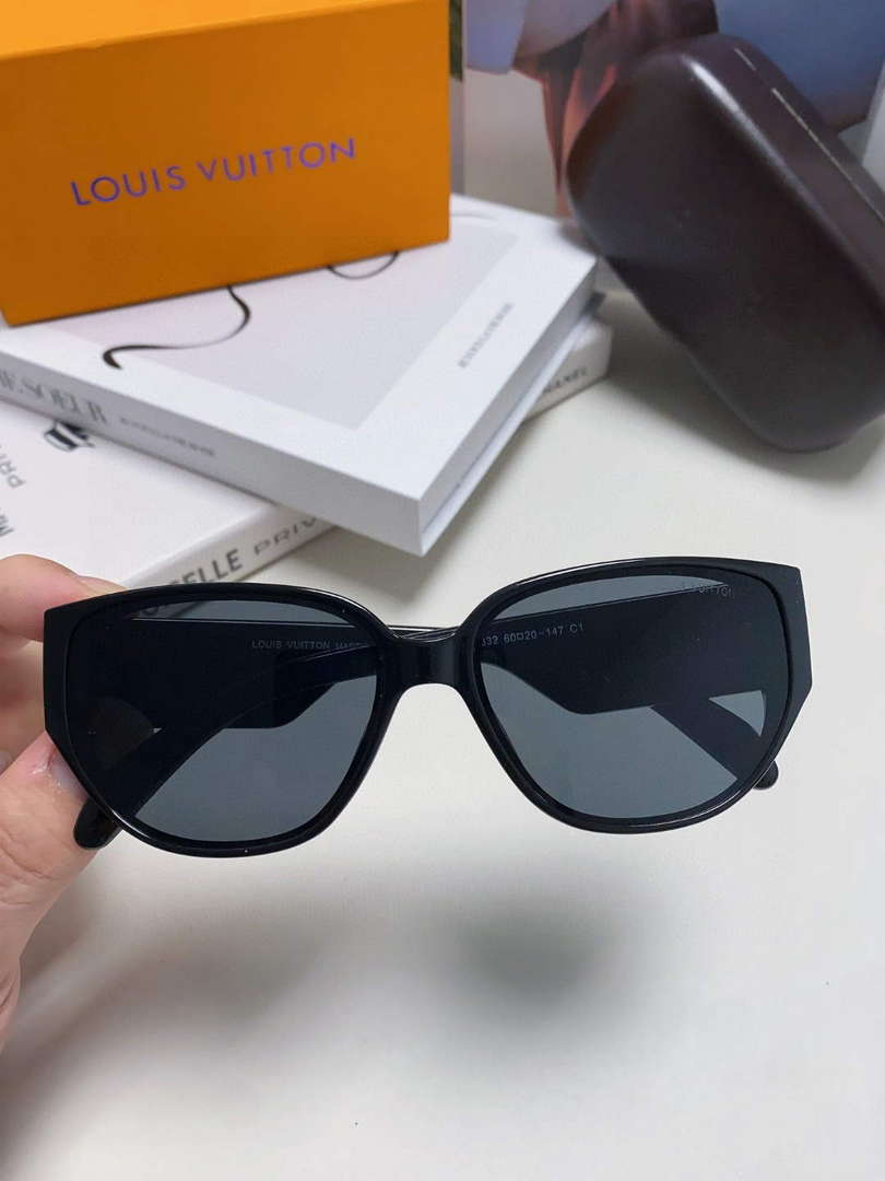 Louis Vuitton New Fashion Sunglasses L22272