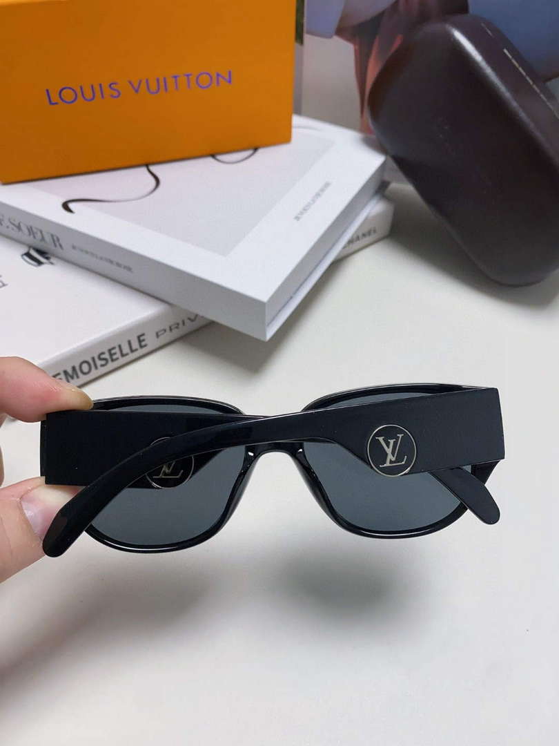 Louis Vuitton New Fashion Sunglasses L22272