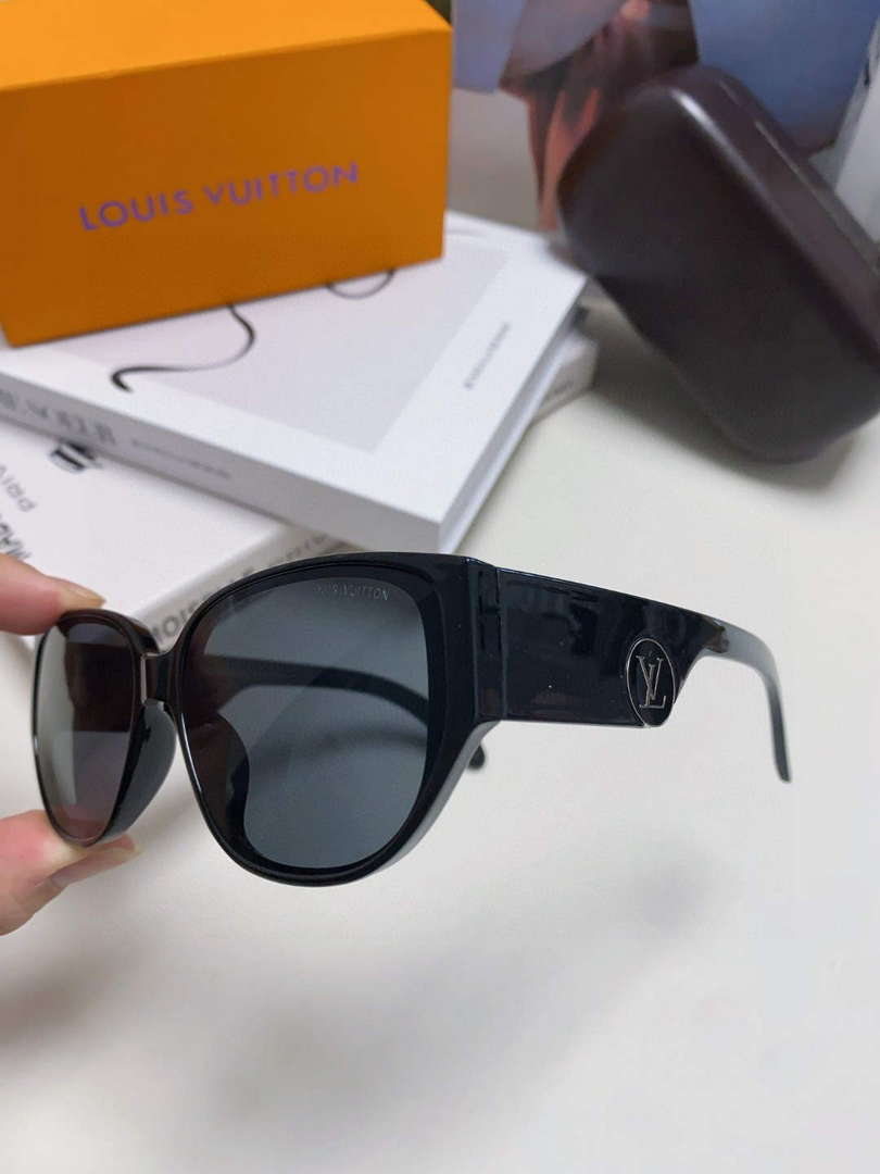 Louis Vuitton New Fashion Sunglasses L22272