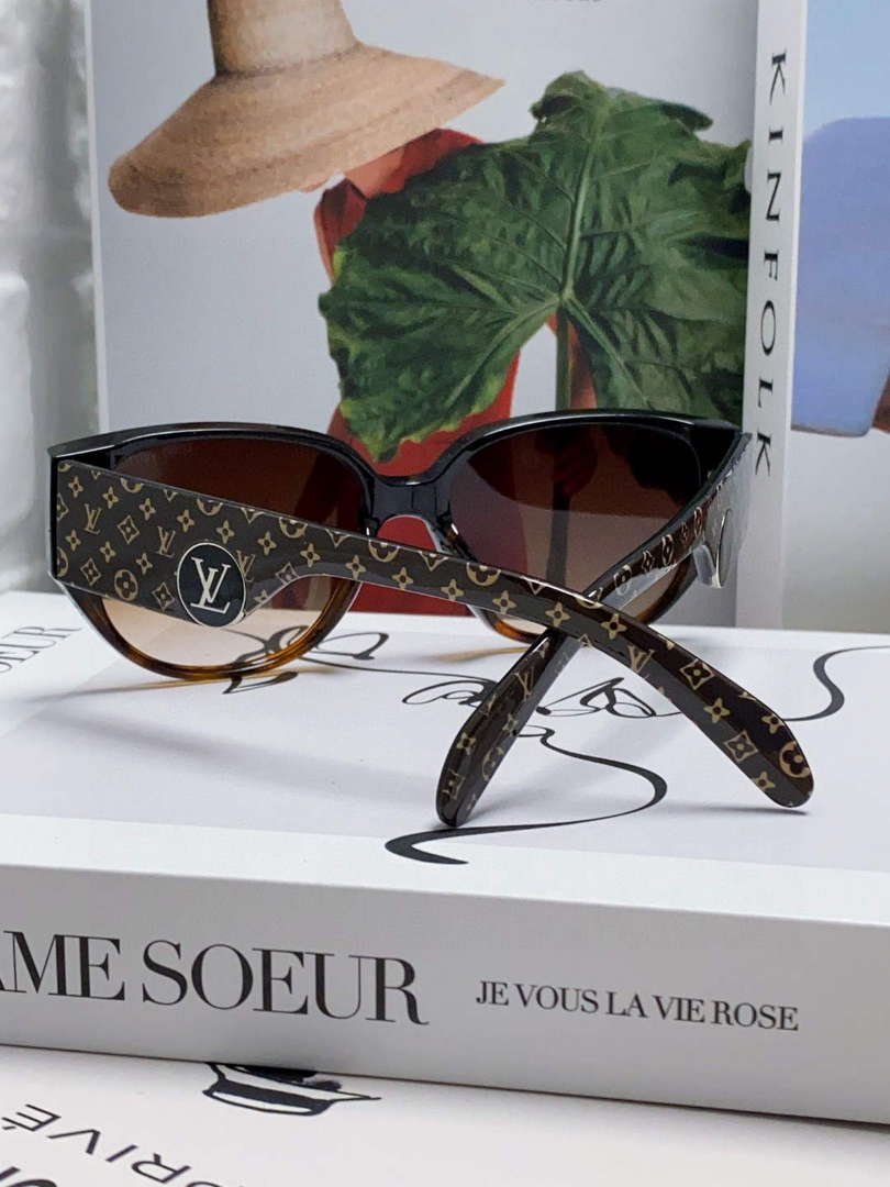 Louis Vuitton New Fashion Sunglasses L22274
