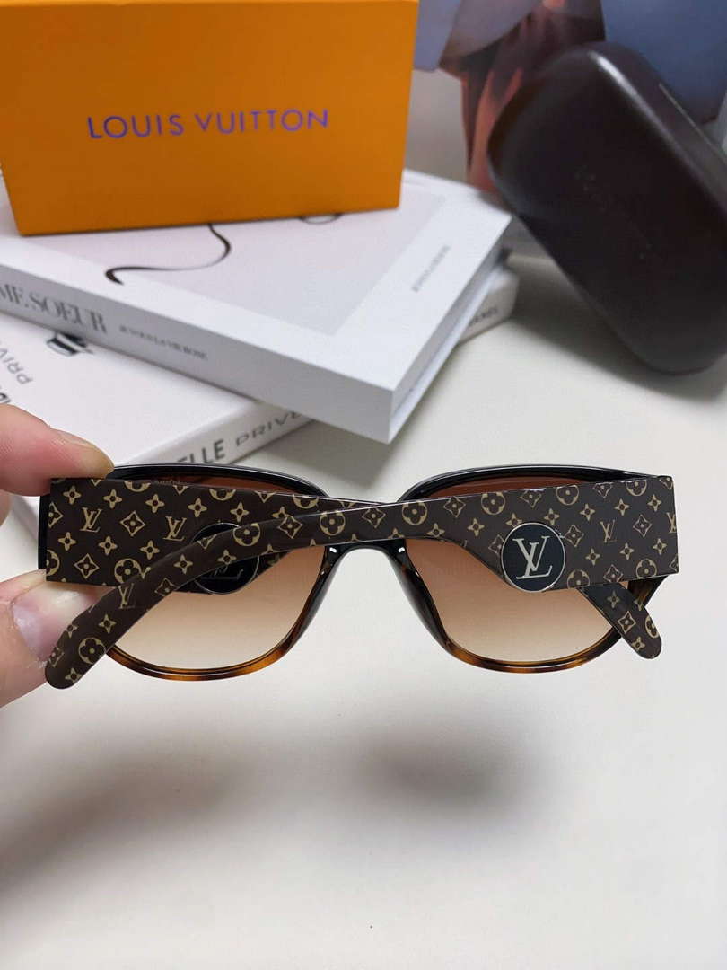 Louis Vuitton New Fashion Sunglasses L22274