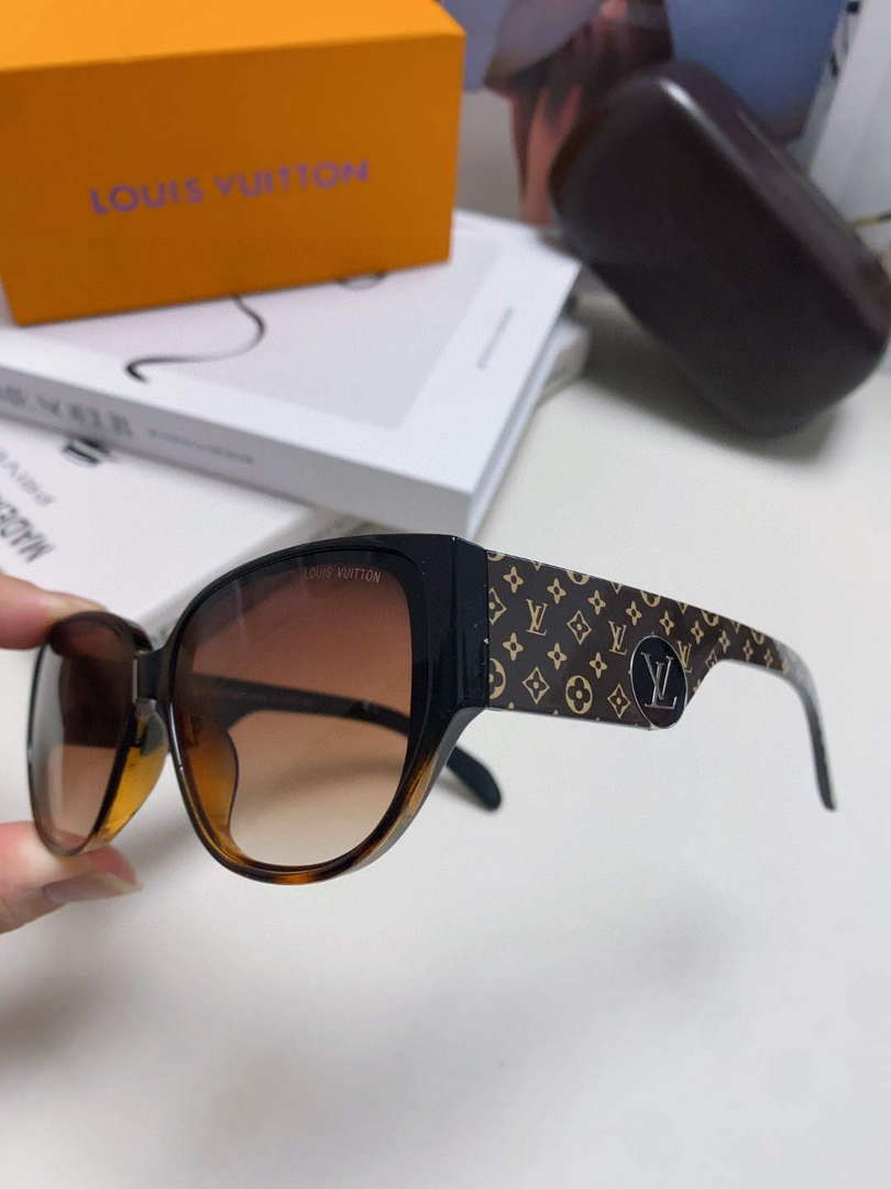 Louis Vuitton New Fashion Sunglasses L22274