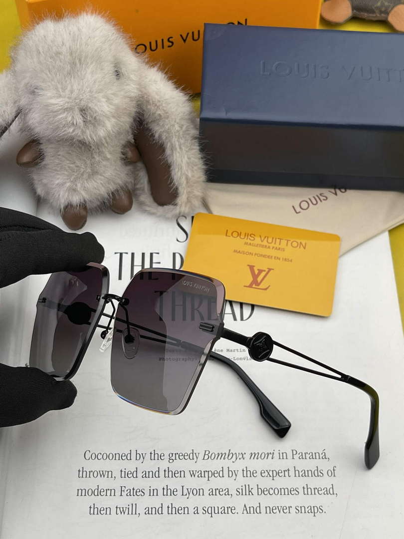 Louis Vuitton New Fashion Sunglasses L22276