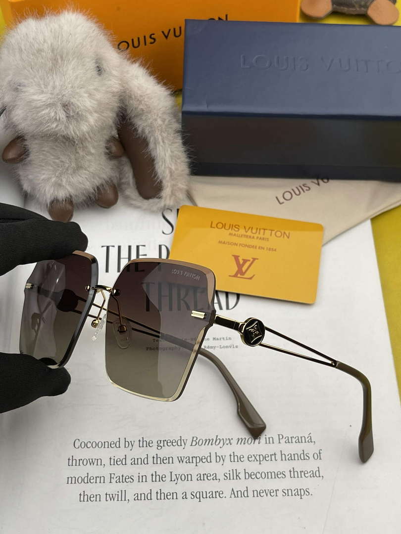 Louis Vuitton New Fashion Sunglasses L22275