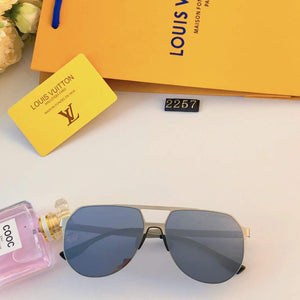 Louis Vuitton New Fashion Sunglasses L22282 - Default Title - View 2