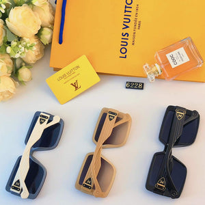 Louis Vuitton New Fashion Sunglasses L22289 - Default Title - View 3