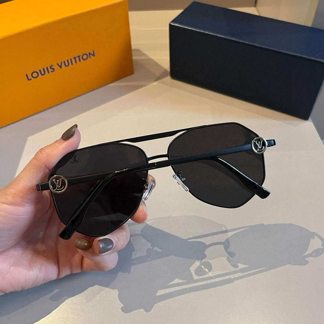 Louis Vuitton New Fashion Sunglasses L22293