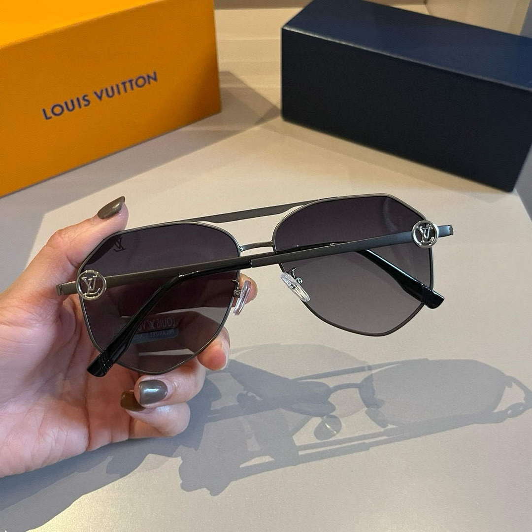 Louis Vuitton New Fashion Sunglasses L22295 - Default Title - View 6