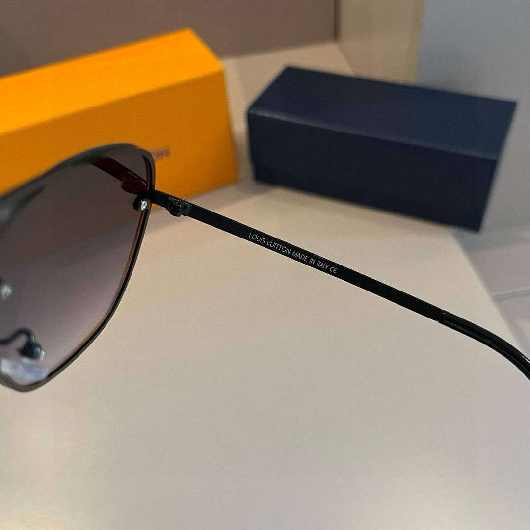 Louis Vuitton New Fashion Sunglasses L22296