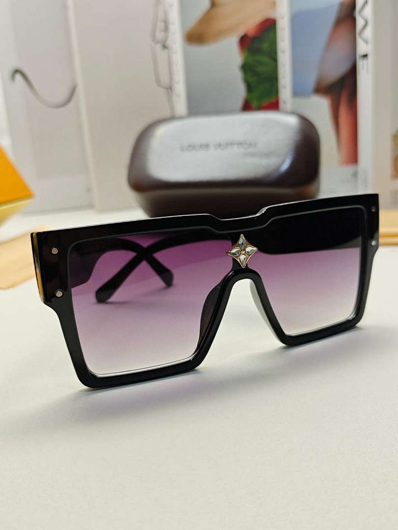 Louis Vuitton New Fashion Sunglasses L22300