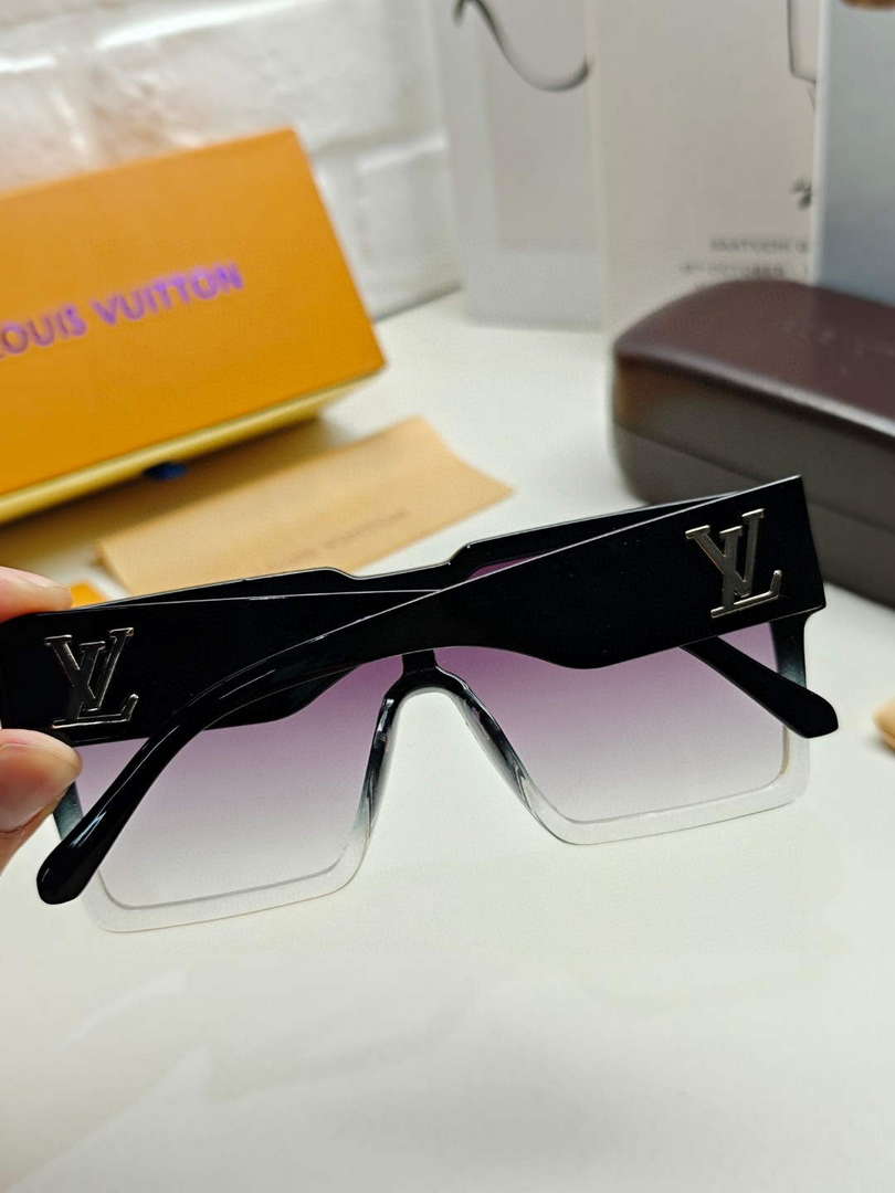 Louis Vuitton New Fashion Sunglasses L22301
