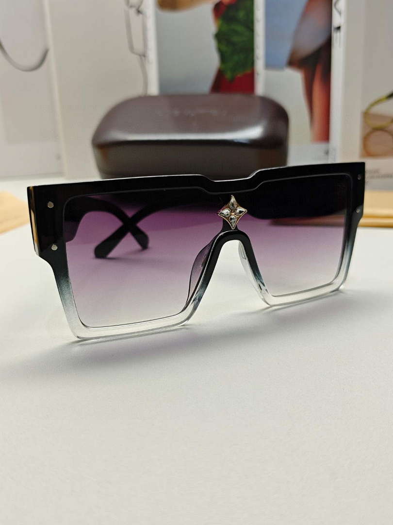 Louis Vuitton New Fashion Sunglasses L22301