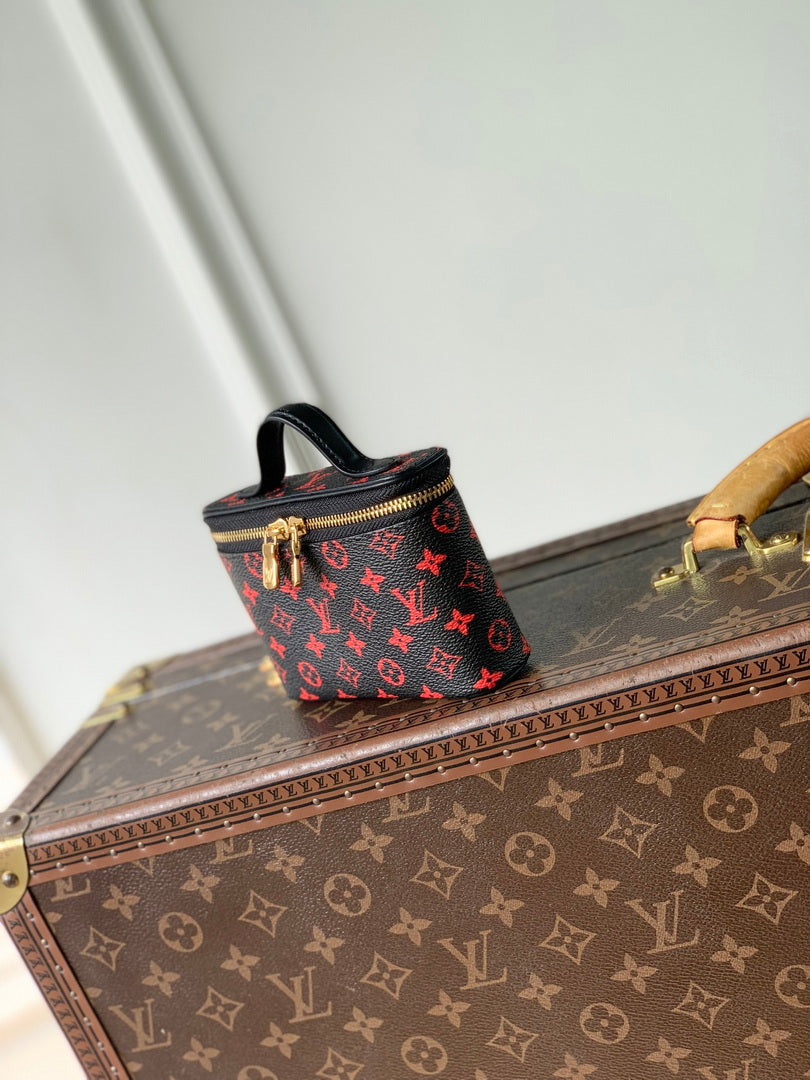 Louis Vuitton Nice Beauty LV M2A285 Monogram Infrarouge