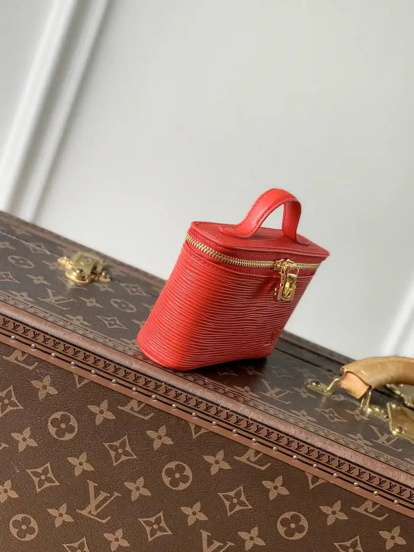 Louis Vuitton Nice Mini Beauty LV M25689 Red