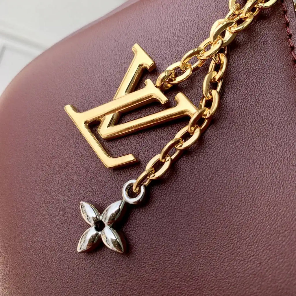 Louis Vuitton Pochette LV Bloom Bag LV M25525 Wine Red