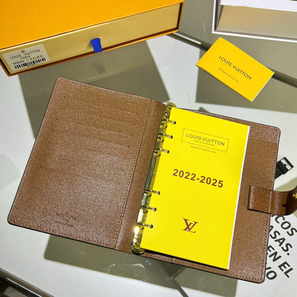 Louis Vuitton R20105 Medium Ring Agenda Cover Tan