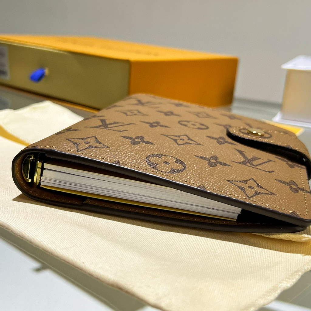 Louis Vuitton R20105 Medium Ring Agenda Cover Tan