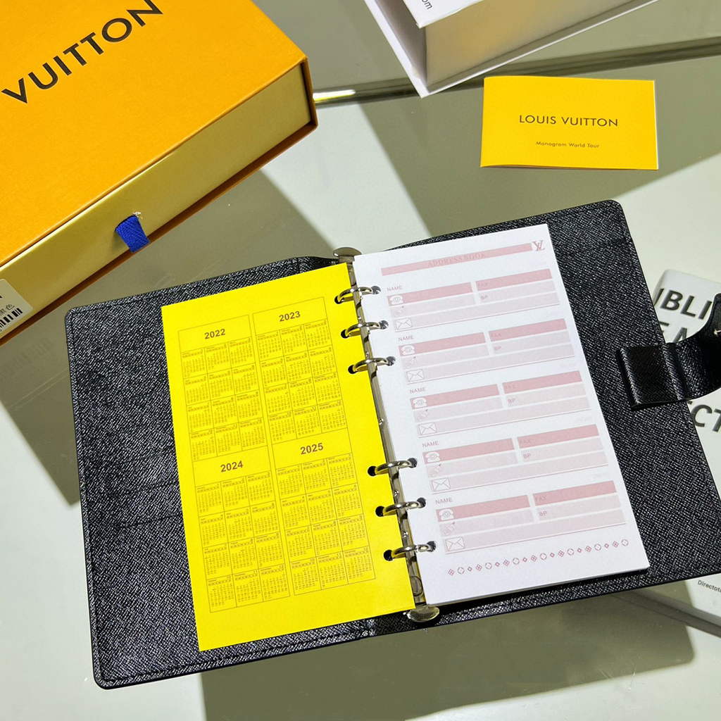 Louis Vuitton R20242 Medium Ring Agenda Cover Black