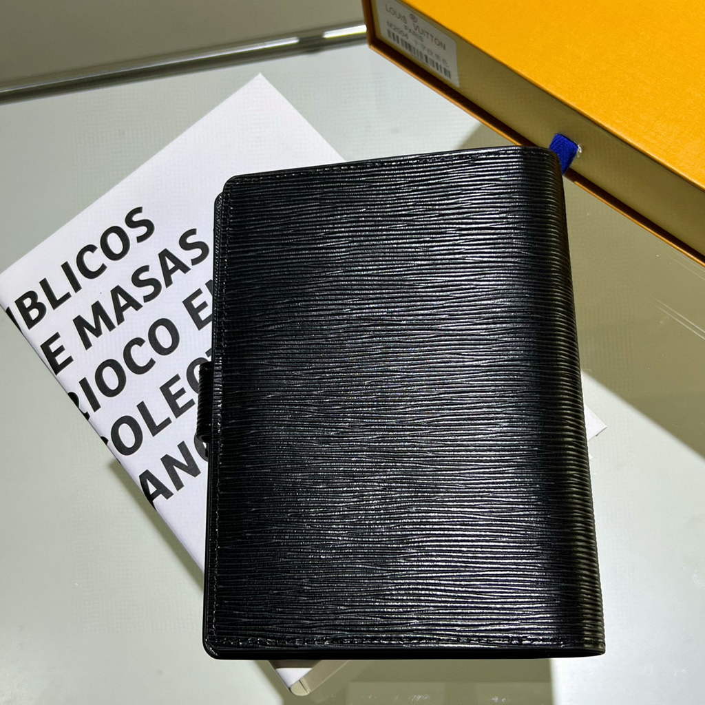 Louis Vuitton R20242 Medium Ring Agenda Cover Black