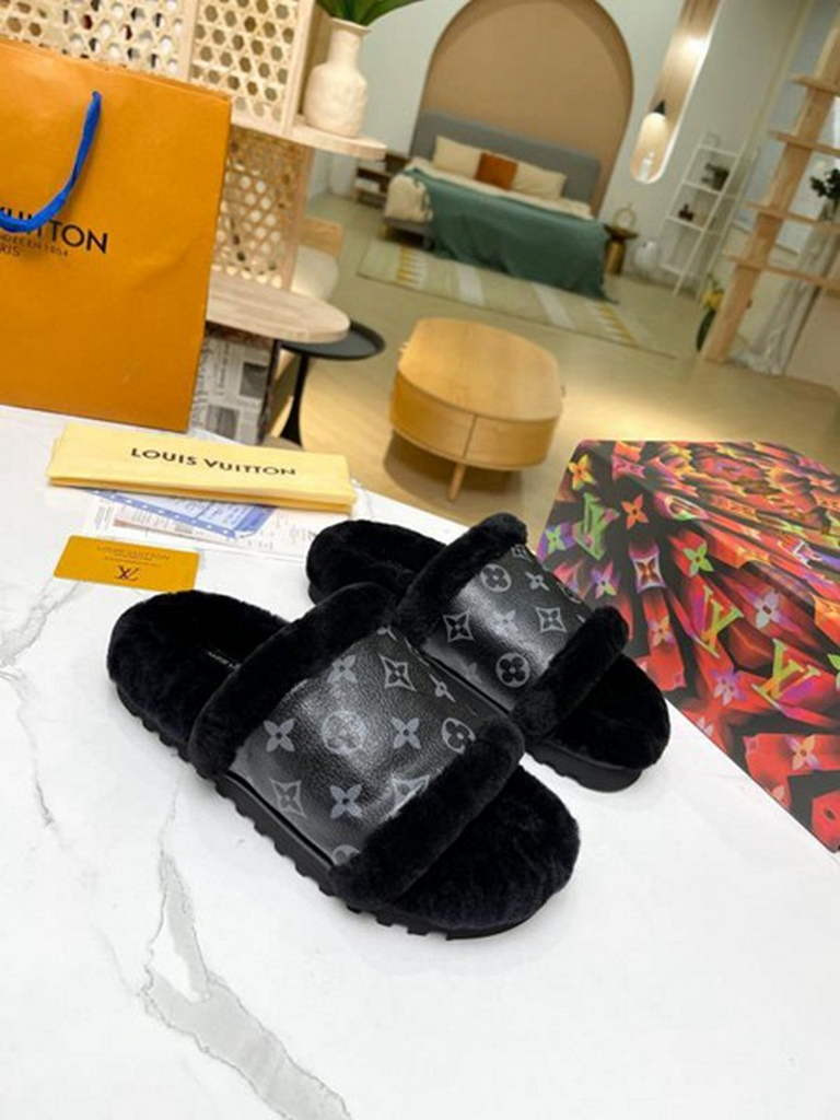 Louis Vuitton Sandals LV Slippers Shoes Women L99122 - 35 - View 1