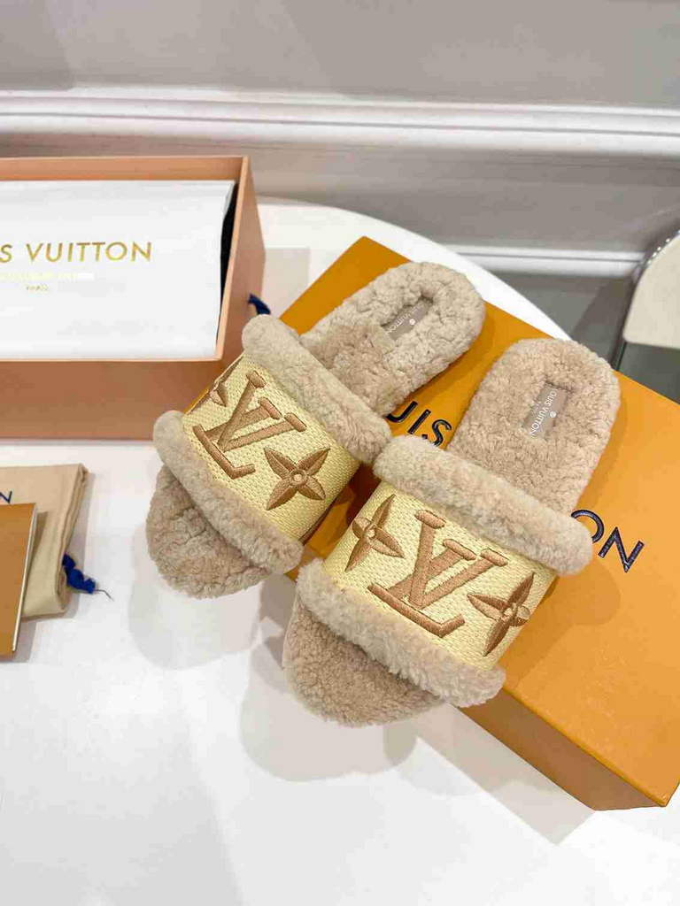 Louis Vuitton Sandals LV Slippers Shoes Women L99108 - 35 - View 1