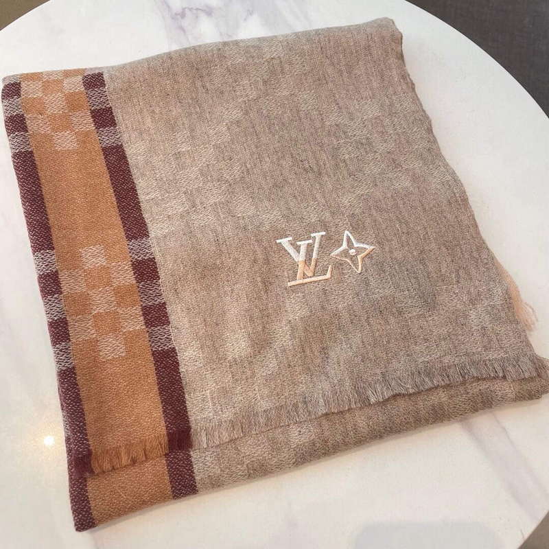 Louis Vuitton Scarves Designer Classic Scarf L38913