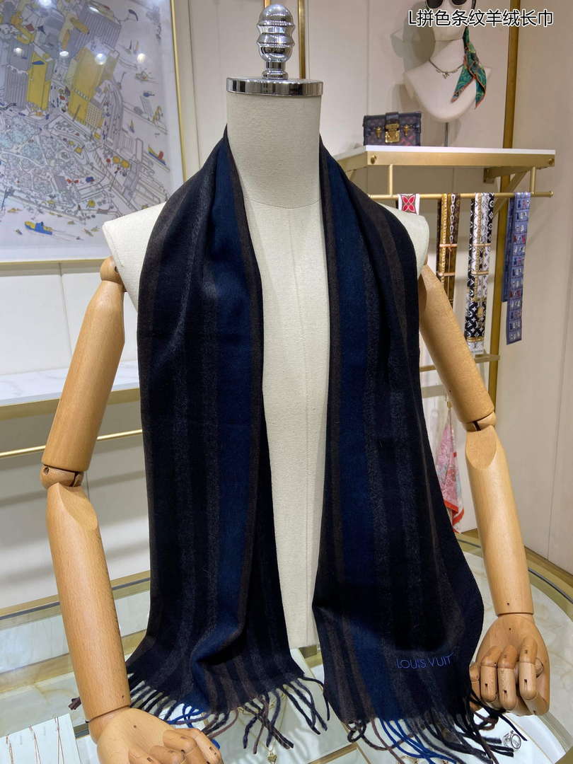 Louis Vuitton Scarves Designer Classic Scarf L38914