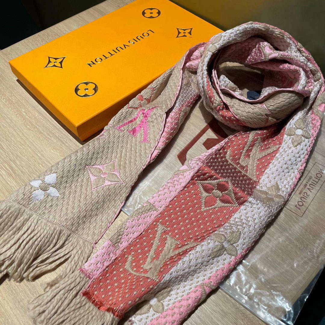 Louis Vuitton Scarves Designer Classic Scarf L38918