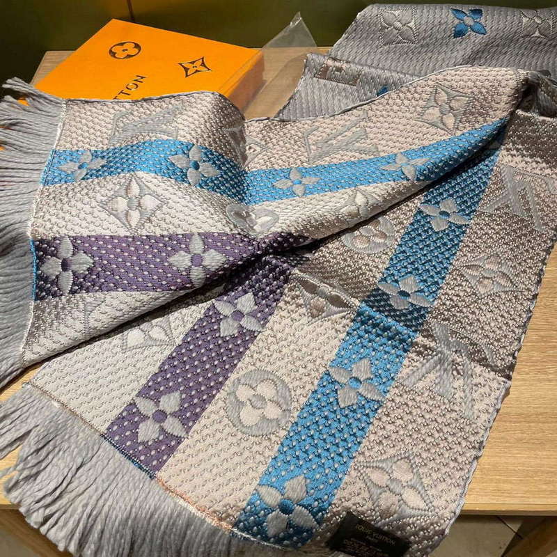 Louis Vuitton Scarves Designer Classic Scarf L38920