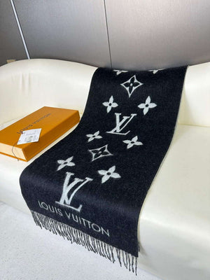 Louis Vuitton Scarves Fashion Scarf L38923 - Default Title - View 4