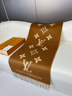 Louis Vuitton Scarves Fashion Scarf L38925 - Default Title - View 4