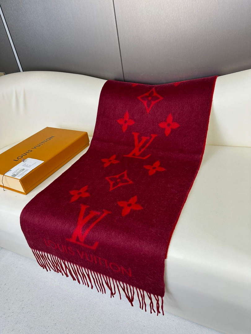 Louis Vuitton Scarves Fashion Scarf L38926