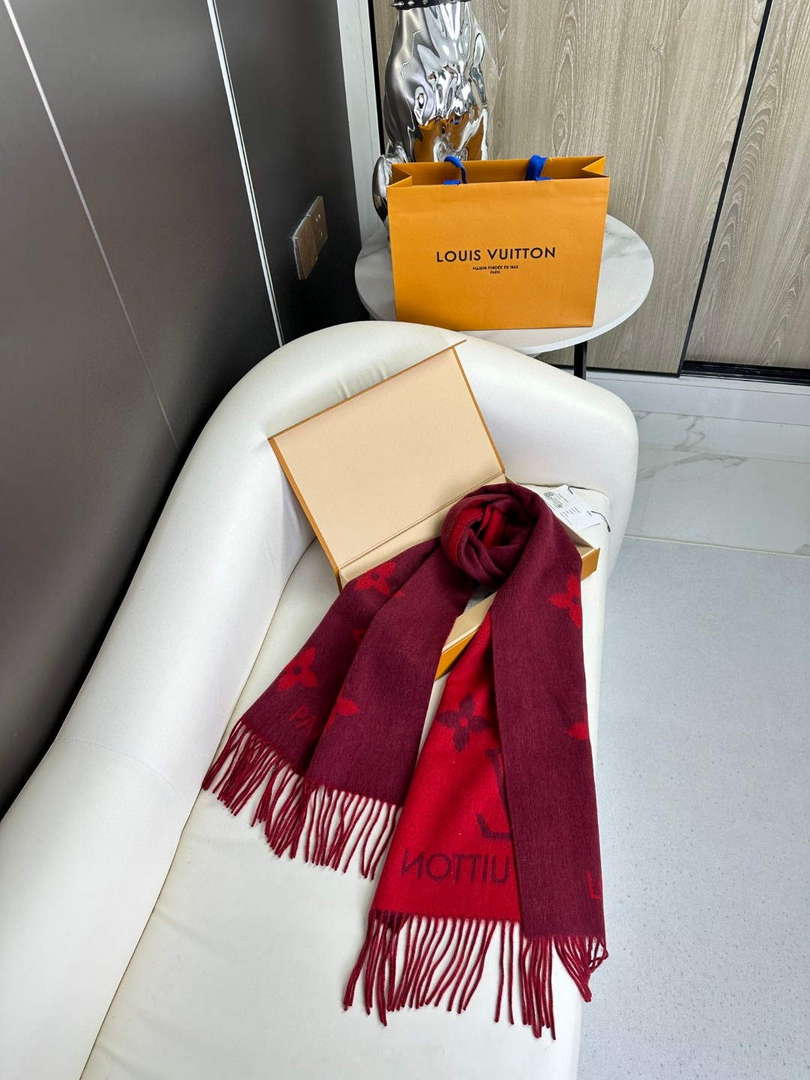 Louis Vuitton Scarves Fashion Scarf L38926