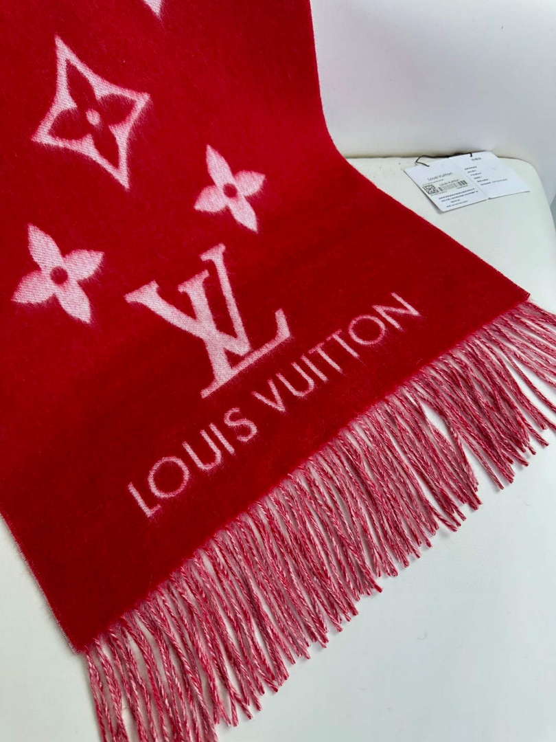 Louis Vuitton Scarves Fashion Scarf L38927