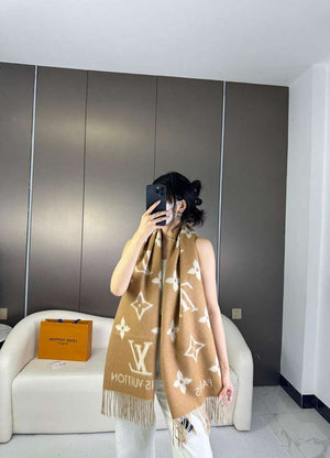 Louis Vuitton Scarves Fashion Scarf L38928 - Default Title - View 1