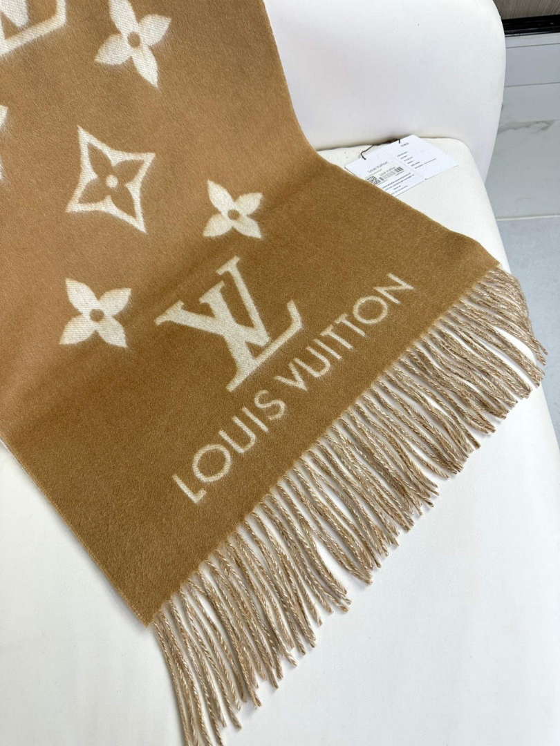 Louis Vuitton Scarves Fashion Scarf L38928
